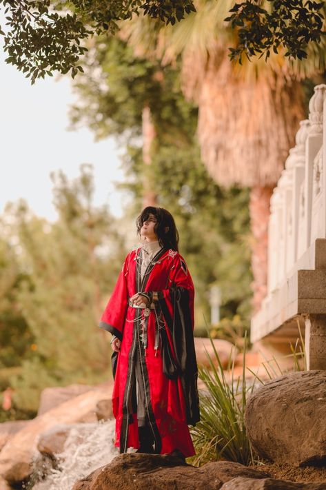 Hua Cheng Cosplay, Closet Cosplay, Hua Cheng, Kimono Pattern, Good Manga, Heaven's Official Blessing, Halloween, Photography, Anime