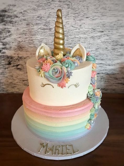 Unique Unicorn Cake, Unicorn Bday Cake, Small Unicorn Cake, Unicorn Cakes For Girls Birthday, Unicorn Birthday Cake Ideas, Unicorn Smash Cake, Pink Unicorn Cake, Unicorn Cake Ideas, Cute Unicorn Cake