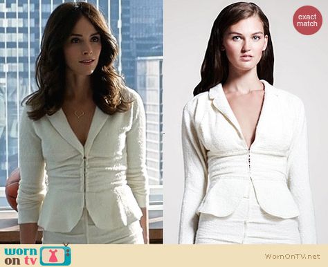 Dana’s white tweed peplum jacket on Suits.  Outfit Details: http://wornontv.net/30560/ #Suits Scotty From Suits Hair, Scotty Suits Outfits, Dana Scott Outfits, Suits Scottie, Dana Scott Suits, Suits Cast, Corporate Clothes, Girlboss Style, Suits Outfits