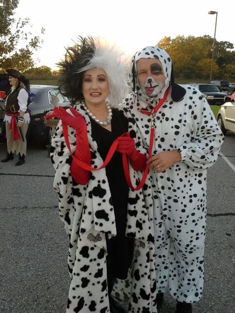 Cool Cruella/Dalmatian costumes Cruella And Dalmation Costume, Cruella Deville Dog Costume, Halloween Costume Dalmation, Halloween Cruella Deville, New Cruella Deville Costume, Monsters Inc Halloween Costumes, Women’s Dalmatian Costume, Dalmation Costume, Cruella Costume