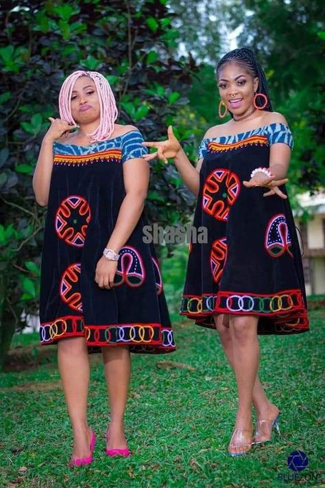 Traditional Wedding Outfits, African Traditional Wear, African Wedding Attire, African Dresses Modern, Short Dress Styles, Afrikaanse Mode, African Fashion Traditional, African Clothing For Men, African Shirts