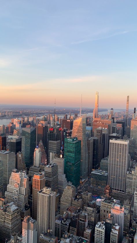 New York State Aesthetic, Empire State Building Aesthetic, View From Empire State Building, New York City Sunset, New York Empire State Building, Empire State Building View, Buildings In New York, New York View, City Life Aesthetic