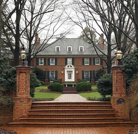 Brick Colonial House, Brick Sidewalk, Colonial House Exteriors, Colonial Mansion, Georgian House, American Architecture, Exterior Details, Georgian Homes, House Exteriors