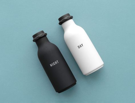 Minimal reusable water bottle mockup design | premium image by rawpixel.com Water Bottle Mockup Free Psd, Water Bottle Mockup, Tumbler Mockup, Reusable Water Bottles, Botol Air, Water Bottle Design, Bottle Packaging, Branding Mockups, Bottle Mockup