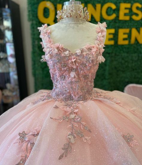 Aurora Quinceanera Dresses, 18th Gown, Rose Gold 15 Dresses Quinceanera, Butterfly Quince Dress, Light Pink Quinceanera Dresses, Pink Princess Dresses, Quinceanera Pink, Quinceanera Themes Dresses, Pink Quince