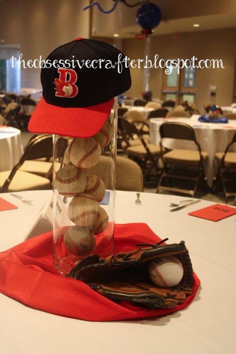 Fundraiser Centerpieces, Planning Sport, Baseball Centerpiece, Baseball Banquet, Sports Centerpieces, Boy Shower Themes, Sports Banquet, Sports Party Decorations, Baseball Wedding