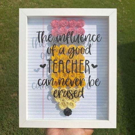 30+ Gift Ideas for Teachers: Because They Deserve It – My Motherhood Made Easy Teacher Appreciation Crafts, Custom Teacher Appreciation Gifts, Teacher Appreciation Diy, Apple Teacher Gifts, Handmade Teacher Gifts, Appreciation Gifts Diy, Teacher Appreciation Gifts Diy, Cute Teacher Gifts, Custom Teacher Gifts