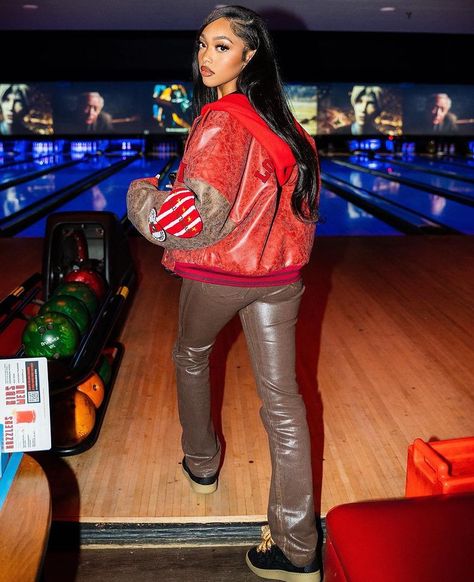 Bowling Alley Outfit, Bowling Outfit Aesthetic, Woods Outfit, Edgy Fits, Bowling Outfit, Date Outfit Summer, Birthday Fits, Bowling Alley