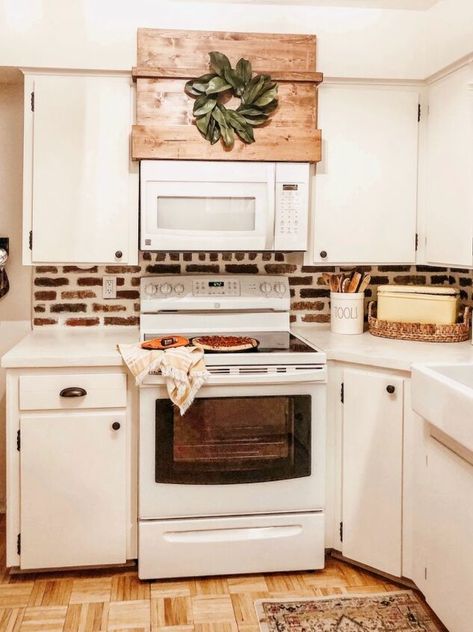 Above Microwave Cabinet Ideas, Diy Vent Hood Cover, Kitchen Vent Hood Ideas, Diy Vent Hood, Vent Hood Ideas, Vent Hood Cover, Farmhouse Reno, Hood Vent Cover, Range Hood Cover