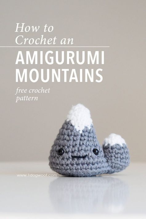 Free crochet pattern for an amigurumi mountain peaks. This is part of the Amigurumi Advent Calendar Crochet-along at www.1dogwoof.com Mountain Pattern, The Polar Express, Steel Crochet Hooks, Easy Crochet Projects, Patterns Design, Polar Express, Crochet Diy, Modern Crochet, Crochet Free