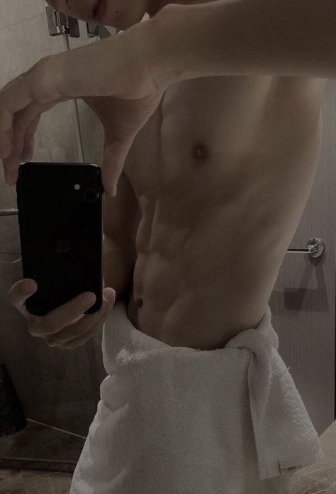 Guy With Towel Around Waist, Happy Man Aesthetic, Man In Towel Aesthetic, 남성 근육, Men Abs, Cute White Guys, Wrong Number, Hailee Steinfeld, Aesthetic Guys