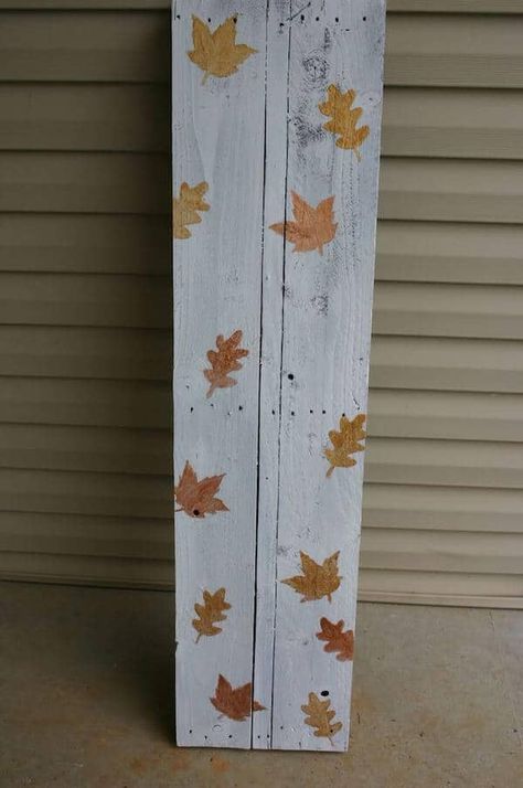 How to Make a DIY Front Porch Fall Sign | The Savvy Sparrow Fall Door Signs Front Porches, Front Porch For Fall, Brick Painting, Porch Fall Decor, Fall Decor Signs, Pallet Signs Diy, Porch Wood, Hello Fall Sign, Fall Wood Signs