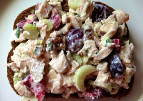 MICHIGAN CHERRY CHICKEN SALAD – dawns-ad-lib.com® Michigan Cherry Salad, Cherry Chicken Salad, Cherry Salad Recipes, Cherry Chicken, Waldorf Chicken Salad, Walnut Chicken Salad, Michigan Food, Cherries Salad, Healthy Chicken Salad Recipe