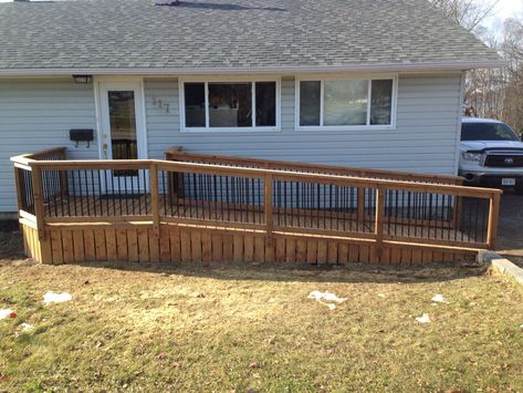 Mobile Home Deck With Ramp, Porch Ramp, Disabled Ramps, Ramp Entrance, Porch With Ramp, Wheel Chair Ramp, Ramp Ideas, Wheelchair Ramp Design, Mobile Home Deck