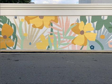 Exterior Murals Building, Backyard Fence Mural, Outside Wall Paint, Mural Flowers, Exterior Murals, Wall Murals Diy, Furniture Design Sketches, Flower Mural, Graffiti Murals