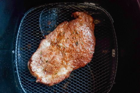 How to Reheat Pork Chops in an Air Fryer Reheat Steak In Air Fryer, Reheat Steak, Steak In Air Fryer, How To Reheat Steak, Air Fry Pork Chops, Air Fryer Recipes Pork, Ways To Cook Steak, Smoked Pork Chops, Ninja Cooking System Recipes