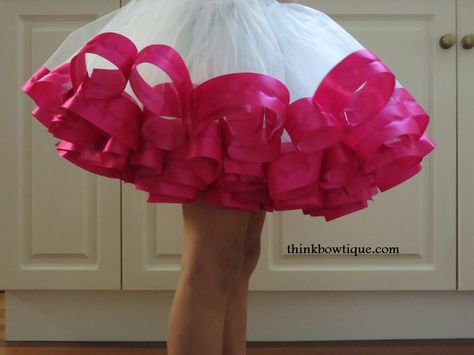 Make a ribbon trimmed tutu - gorgeous tut tutorial Trolls Headband, Ribbon Curls, Loopy Bow, No Sew Tutu, Tutu Tutorial, Rok Tutu, Ribbon Tutu, Ribbon Trim Tutu, Satin Ribbon Roses