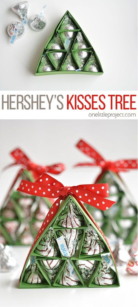 These Hershey's Kisses Christmas Trees are SO ADORABLE and they're really easy to make! They're a great alternative to a box of chocolates, and way cuter! Hershey Kisses Christmas Tree, Hersheys Kisses, 3d Templates, Hershey's Kisses, Candy Crafts, Trees Christmas, Hershey Kisses, Christmas Goodies, Noel Christmas