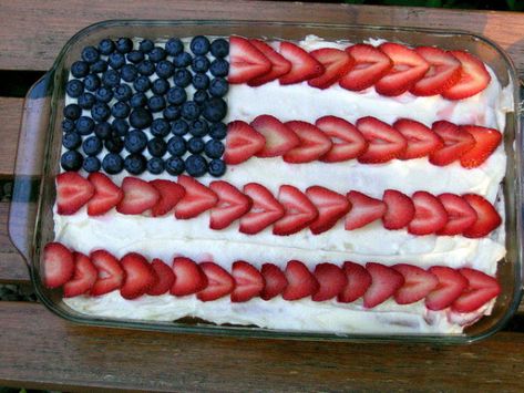 Planning a July 4th #barbecue with friends and family?  Check out today's blog post for delicious #recipes! Arkansas Recipes, Flag Cake Recipe, American Flag Cake, 4th July Food, Fourth Of July Cakes, Strawberry Pretzel Salad, Pretzel Salad, Strawberry Pretzel, Flag Cake