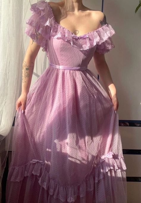 Cottagecore Pink, Prom Dress Inspo, Prom Girl Dresses, Pretty Prom Dresses, Fairytale Dress, Ball Gowns Prom, Ball Gown Dresses, Alternative Outfits, Pink Outfits