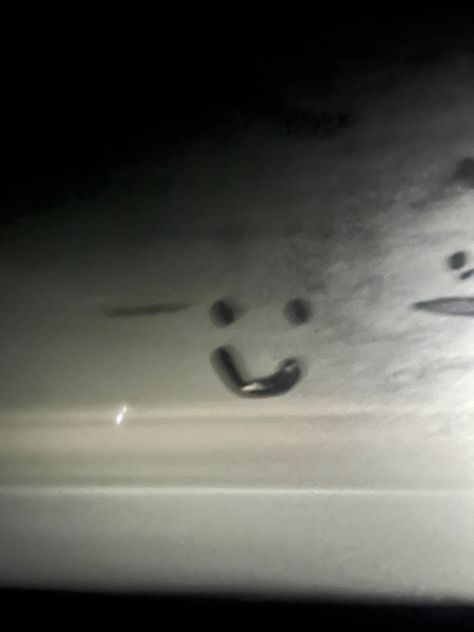 smiley face drawn on foggy window Foggy Window Drawings, Foggy Window, Macbook Mini, Window Drawing, Face Reference, New Pins, Photo Inspo, Smiley Face, Face Drawing