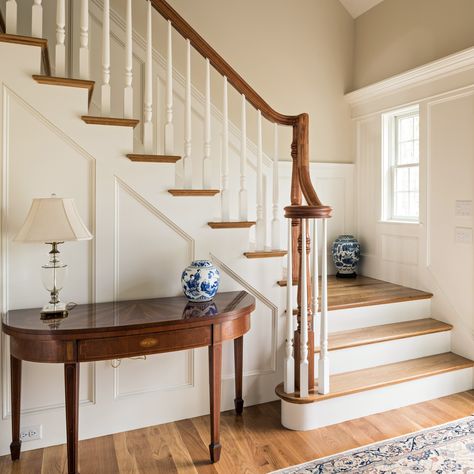 ✨These staircases have timeless appeal.✨ To highlight how the style of a baluster can impact a design, we chose five stairways that pair white balusters with a wood banister/ handrail – a classic combination. What style of baluster pictured here do you like best (twisted, square, turned, tapered, tapered and turned)? Build: McPhee Associates 📸: @amberjanephoto and @dancutronaphoto #mcpheeassociates #capecod #capecodbuilder #homebuilder #homebuildercapecod #designbuild #millwork #stairwa... Traditional Farmhouse Staircase, Wood Banister White Spindles, Turning Staircase, Maple Staircase, White Balusters, Colonial Staircase, White Banister, Banister Ideas, Wood Banister