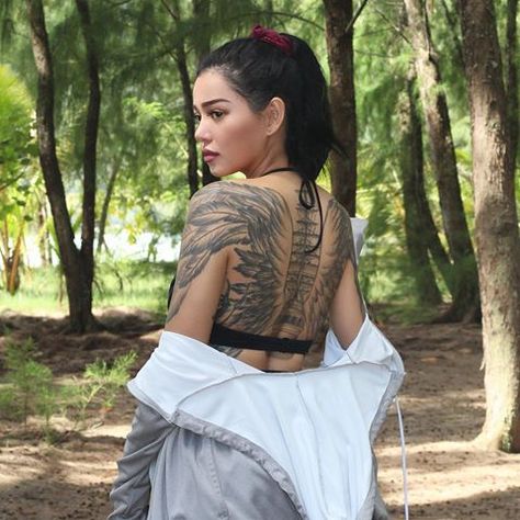 Bella Porch Body, Bella Porch, Bella Poarch, Bella Beauty, Girls F, Bob Ross, Inked Girls, A Tree, Girl Tattoos