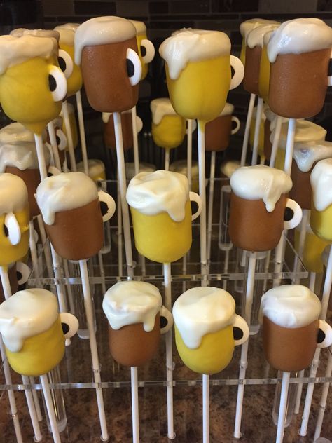 Beer Mug Cake Pops, Beer Cake Pops, Beer Centerpieces, Beer Cupcake, Beer Themed Cake, Beer Themed Birthday Party, Root Beer Cake, Beer Cakes, Beer Party Theme