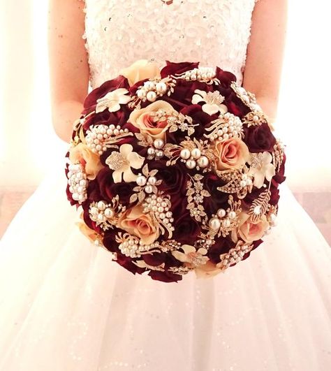 Cascading Brooch Bouquet, Rose Gold Brooch Bouquet, Unique Bridal Bouquets, Memory Wedding, Wine Rose, Burgundy Bouquet, Rose Gold Bridesmaid, Crystal Bouquet, Tropical Wedding Flowers