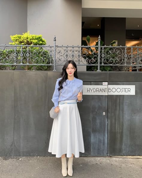 Kdrama Office Outfits Women, Softgirl Outfits, Feminine Fits, Korean Style Outfits, Smart Casual Women Outfits, Non Hijab, Outfit Korean Style, Smart Casual Women, Business Outfits Women