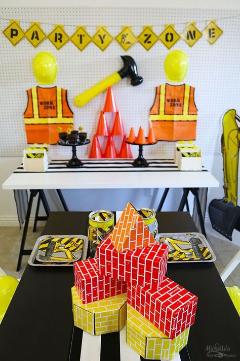 Construction Theme Corporate Event, Engineering Theme Party, Construction Party Games, Construction Zone Birthday Party, Construction Zone Party, Construction Party Decorations, Party Activities Kids, Construction Theme Birthday Party, Construction Theme Party