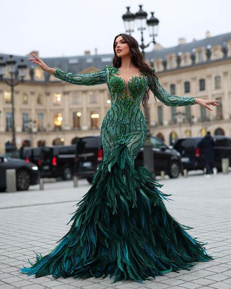 Best 45+ Party Wear Gown 48 Feather Gown, Green Sequin Dress, Green Evening Dress, Beaded Evening Gowns, Peacock Theme, Party Wear Gown, Peacock Dress, Masked Singer, Gown Inspiration