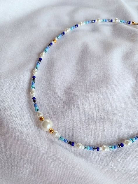 Beaded Blue Necklace, Necklaces With Beads Ideas, Beaded Beach Necklaces, Glass Pearl Jewelry Ideas, Beach Necklace Beads, Trendy Necklaces Beads, Blue Bead Necklace, Perlesmykker Diy, How To Make Necklaces With Beads