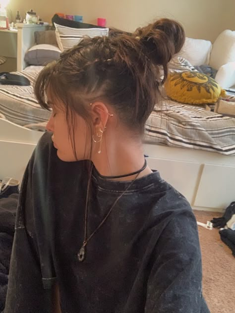 Undercut On Women With Long Hair, Women Alternative Haircut, Women Undercut Long Hair, Hairstyles For Undercut, Women’s Undercut, Undercut Bangs, Witch Hair Styles, Sidecut Long Hair, Long Hair Undercut Women