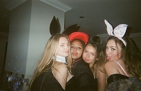 Halloween Camera, Disposable Film Camera, Friendship Photos, Film Pictures, Costume Inspo, Brand New Day, Bestie Goals, Halloween Photos, Best Friend Goals