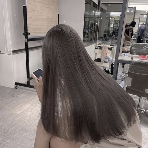 Charcoal Blonde Hair, Greige Hair, Hair Lights, Korean Hair Color, Ash Hair, Perfect Hair Color, Ash Hair Color, Hair Style Korea, Pretty Hair Color