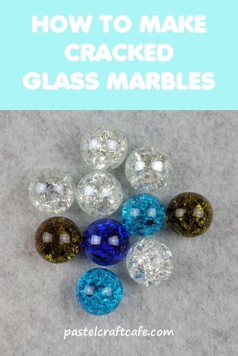 Cracked Marbles Diy, Glass Marbles Table Top, Baked Marbles Diy, Baked Marbles Crafts, How To Make Marbles, Cracked Marble Jewelry, Wire Wrapped Marbles Tutorial, Marble Projects Diy Crafts, Glass Gems Crafts