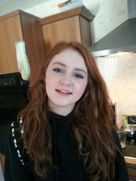 Caitlin blackwood looks so much like Karen Gillan Caitlin Blackwood, Ranger's Apprentice, Arthur Darvill, David Tennant Doctor Who, Rory Williams, Donna Noble, Clara Oswald, Doctor Who Quotes, 5th September