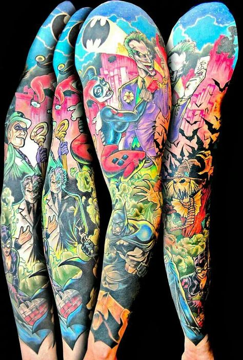 Awesome batman Batman Tattoo Sleeve, Colored Tattoos, Dc Tattoo, Comic Book Tattoo, Comic Tattoo, Batman Tattoo, Marvel Tattoos, Joker Tattoo, Geniale Tattoos