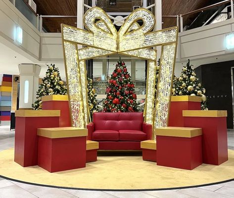 Seasonal Installations | Greenscape Design & Decor Christmas Mall Design, Christmas Dance Decorations, Christmas Set Design, Mall Christmas Decorations, Santa Chair, Christmas Installation, Outdoor Christmas Photos, Christmas Stage Design, Valentines Window Display