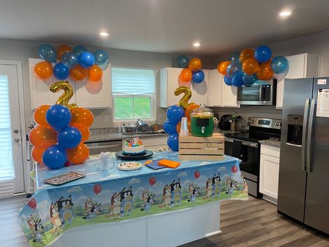 Bluey Birthday Party At Home, Bluey Birthday Party Simple, Simple Bluey Party Decorations, Bluey Birthday Party Backdrop, Simple Bluey Birthday Party Ideas, Bluey Birthday Party Ideas Diy, Bluey Birthday Decoration, Diy Bluey Birthday Decorations, Bluey Birthday Backdrop