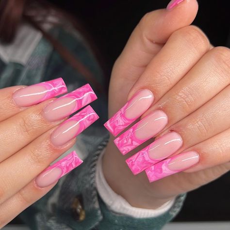 Marble French Tip Acrylic Nails, Pink Marble French Tip Nails, Pink Marble French Tip, Pink Nail Sets Medium, Nail Designs Butterflies, Pink And White Marble Nails, Rosa French Nails, Marble Pink Nails, Marble French Tip Nails