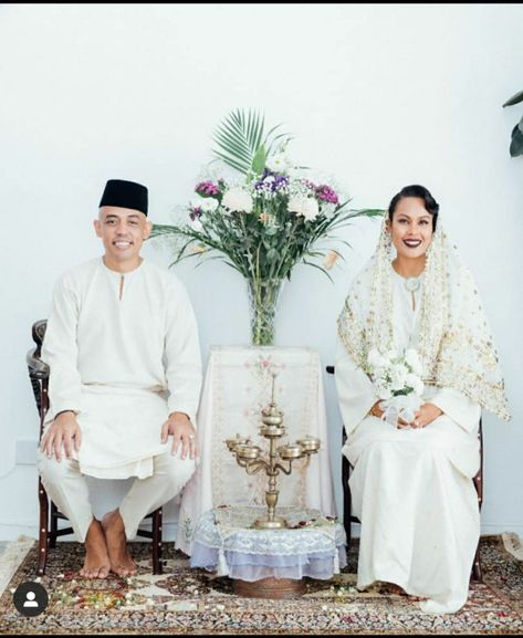 Traditional Malay Wedding Dress, Melayu Wedding, Malay Wedding Dress, Baju Kahwin, Nikah Outfit, Minimal Wedding Dress, Muslimah Wedding Dress, Nikah Dress, Muslimah Wedding