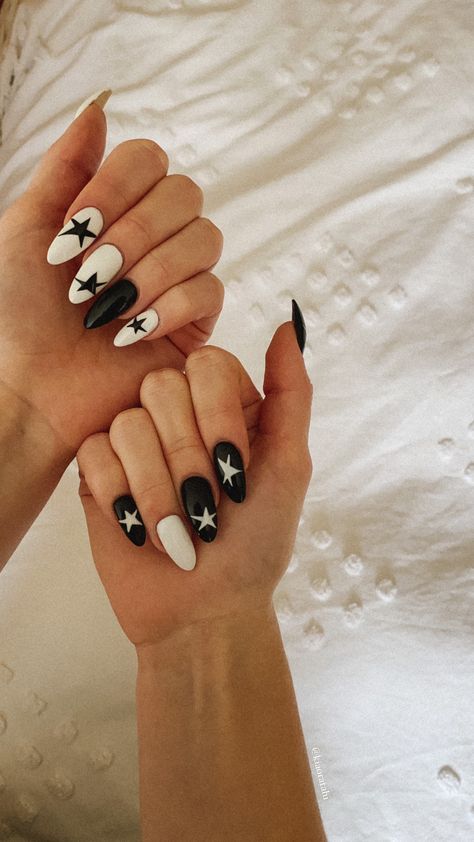 B&w Nail Design, Black And White Edgy Nails, White And Black Nails Almond, Black And White 90s Nails, Fun Black And White Nails, B W Nails, Black And White Spring Nails, Simple Nails Black And White, Black And White Almond Nails Design