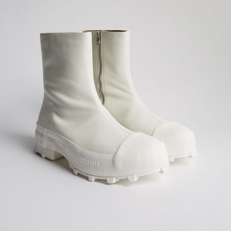 White Boots Men, White Chunky Boots, Alex Core, Ankle Boots For Men, Royal Au, Dirk Bikkembergs, Outfit References, Mens Rain Boots, Walk This Way