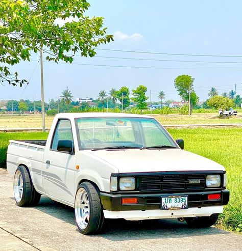 Datsun Pickup, Nissan Hardbody, Small Pickups, Nissan D21, Lowered Trucks, Rally Cars, Exotic Sports Cars, Mazda Rx7, Mini Trucks