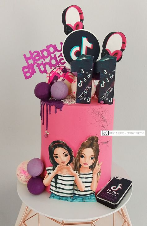 Cake For Twins Girls Birthday, Tiktok Cake, 26 Birthday Cake, New Cake Design, Idea Cake, Twin Birthday Cakes, 25th Bday, 20 Birthday Cake, Twins Cake