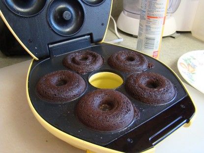 Brownies-In My New Doughnut Maker - Farm Bell Recipes Mini Donuts Ideas, Mini Donut Maker Recipes, Babycakes Recipes, Babycakes Donut Maker, Donuts Ideas, Donut Maker Recipes, Mini Donut Recipes, Baby Food Maker, Mini Donuts Maker