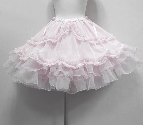 Clowncore Dress, K 12 Outfits, Tule Skirt Outfit, Tule Skirts, Hierarchy Of Angels, Jirai Kei Fashion, Grayish Pink, Kawaii Alt, Cute Kawaii Outfits