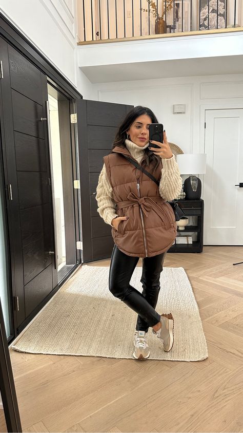 Puffer Leather Vest Outfit, Brown Leather Puffer Vest Outfit, Khaki Puffer Vest Outfit, Brown Leather Vest Outfit, Trendy Brown Winter Vest, Brown Winter Vest Outerwear, Brown Puffer Vest Outfit, Brown Puffer Vest Women, Tan Puffer Vest